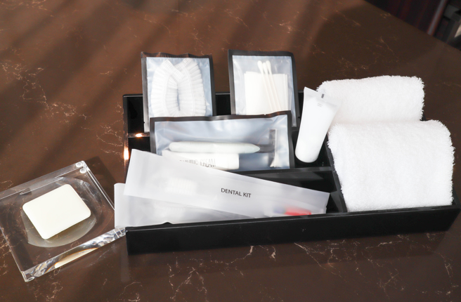 一名网友近日到花东旅行，旅馆没有提供牙刷和毛巾让他气炸。（图／示意图，达志影像）