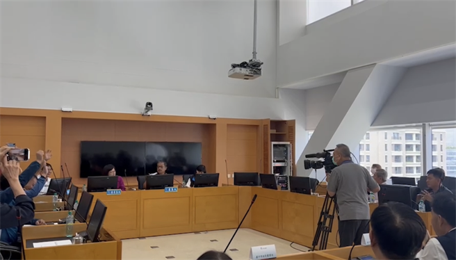 台中購物節活動經費3.5億元追加案再爆爭議，市議會財經委員會採表決通過該筆經費。(翻攝照片)