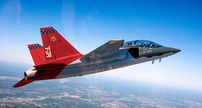 波音的T-7A红鹰教练机在2018年就已得标，如今仍然无法进入量产。(图/波音)