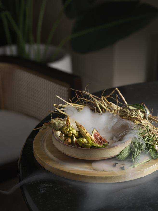 有機蔬菜 / 味增 / 黑礦鹽，營造彷彿置身在秋日暖陽的陽明山。（微風提供）