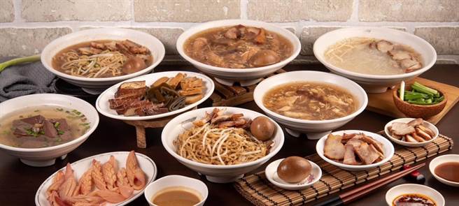 影帝吴慷仁近日不藏私在个人脸书分享高雄楠梓在地好滋味「鸭肉李」。（柯宗纬翻摄）