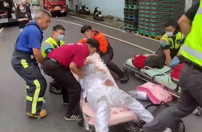 聯華食品彰化廠大火因濃煙影響逃生，釀成重大傷亡。（民眾提供／孫英哲彰化傳真）