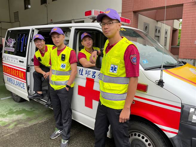 八德消防分隊近期一口氣增加4名特考班新血，分別為林榮富（圖左至右）、黃政揚、曾詠暄及郭柏威。（八德消防分隊提供／陳夢茹桃園傳真）