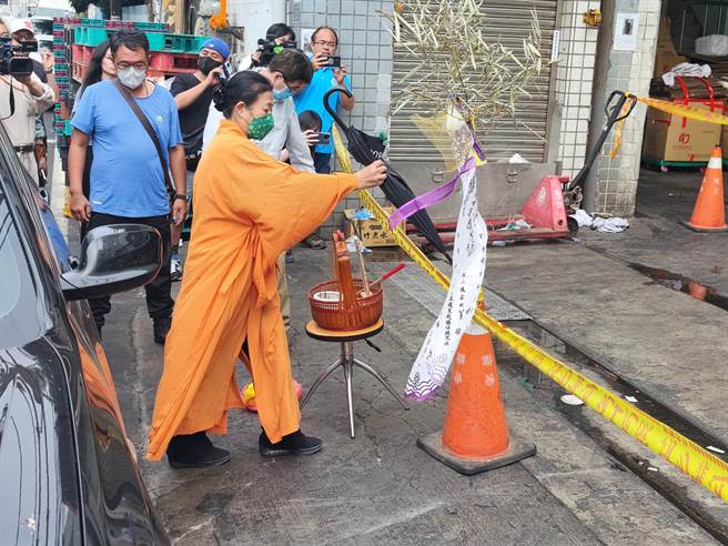 联华食品公司彰化厂今发生火灾，造成7人死亡、15人受伤。（吴建辉摄）