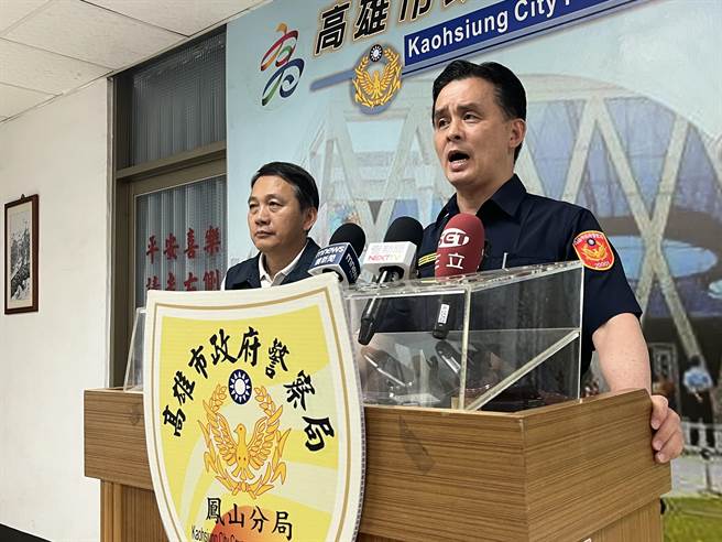 高雄市凤山区镇北里长赵志成25日早上遭人偷袭殴打，凤山分局傍晚逮捕2名共犯，3人目前都在侦讯中。（袁庭尧摄）