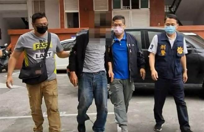 吴姓嫌犯攻击里长来不及逃逸，当场被警方逮捕。（高市凤山分局提供／袁庭尧高雄传真）