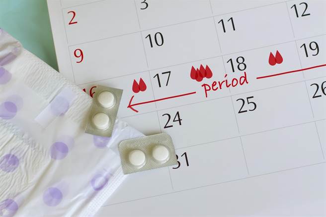 若生理期的出血有异常，最好儘快寻求医师的专业意见，超过40岁以上的女性，可能是子宫内膜增生，甚至是子宫内膜癌。（摘自PhotoAC／张志康基隆传真）