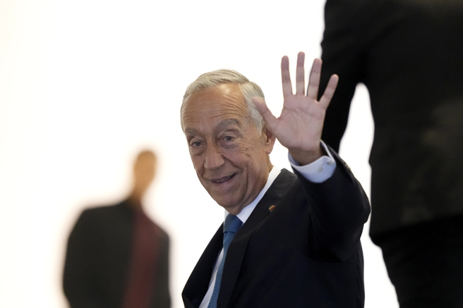 葡萄牙多數人民視殖民時代為榮耀，而葡萄牙總統德索沙（Marcelo Rebelo de Sousa）今出席1974年「康乃馨革命」紀念活動時表示，葡萄牙該做的不只是道歉。（圖/ 美聯社）