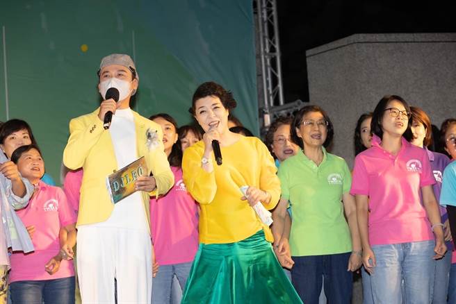 声乐家简文秀长期参与、推动亲近民眾的音乐会。（亿光文化基金会提供）