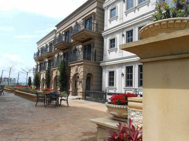 位于壮围乡的法式别墅以底价1900万元一拍。（行政执行署宜兰分署提供）