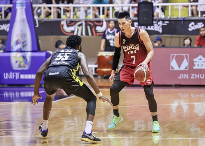 为了林书豪！他看转播竟抓包「超绿现场」，崩溃截图：对方是我兄弟。(钢铁人提供)