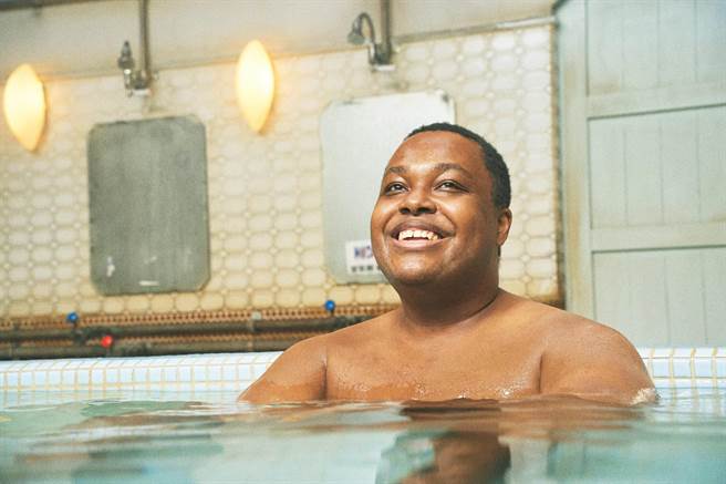 克里斯哈特为接拍本片瘦身30公斤。（采昌提供）