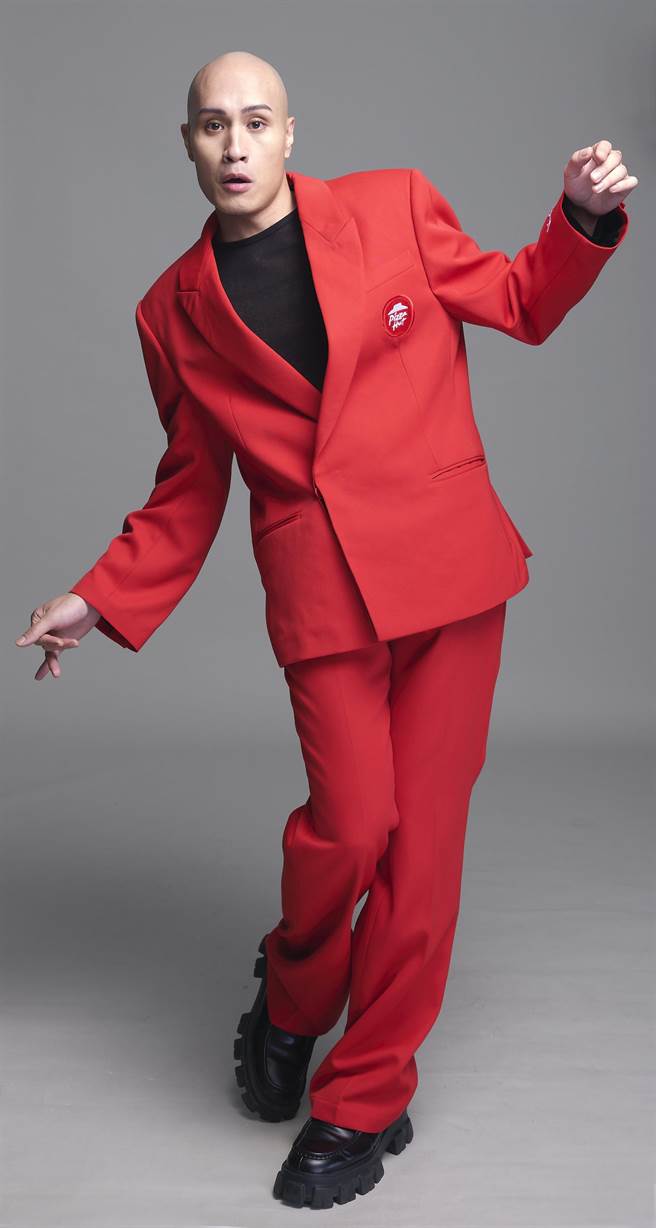 黄宣近来与披萨品牌合作推出新作。（必胜客／否极泰来音乐提供）