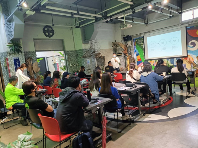 原民局111年办理计画撰写说明工作坊，课程获得热烈迴响!（图/新北市政府原民局提供）