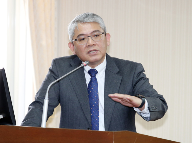 内政部次长花敬群27日赴立法院备询。（姚志平摄）