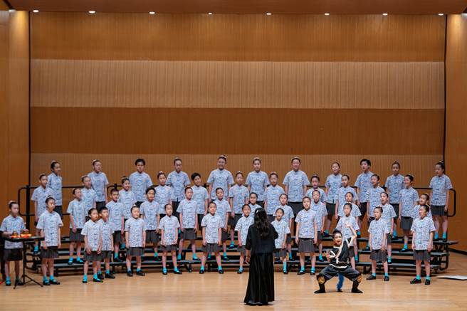 今年全国师生乡土歌谣比赛，新竹民富国小夺闽南语国小团体组特优。（新竹市政府提供／王惠慧新竹传真）