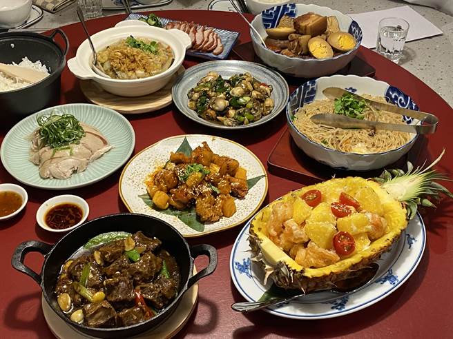 宾餐旅旗下创意台菜料理「真珠台湾佳味」也进驻LaLaport。（冯惠宜摄）