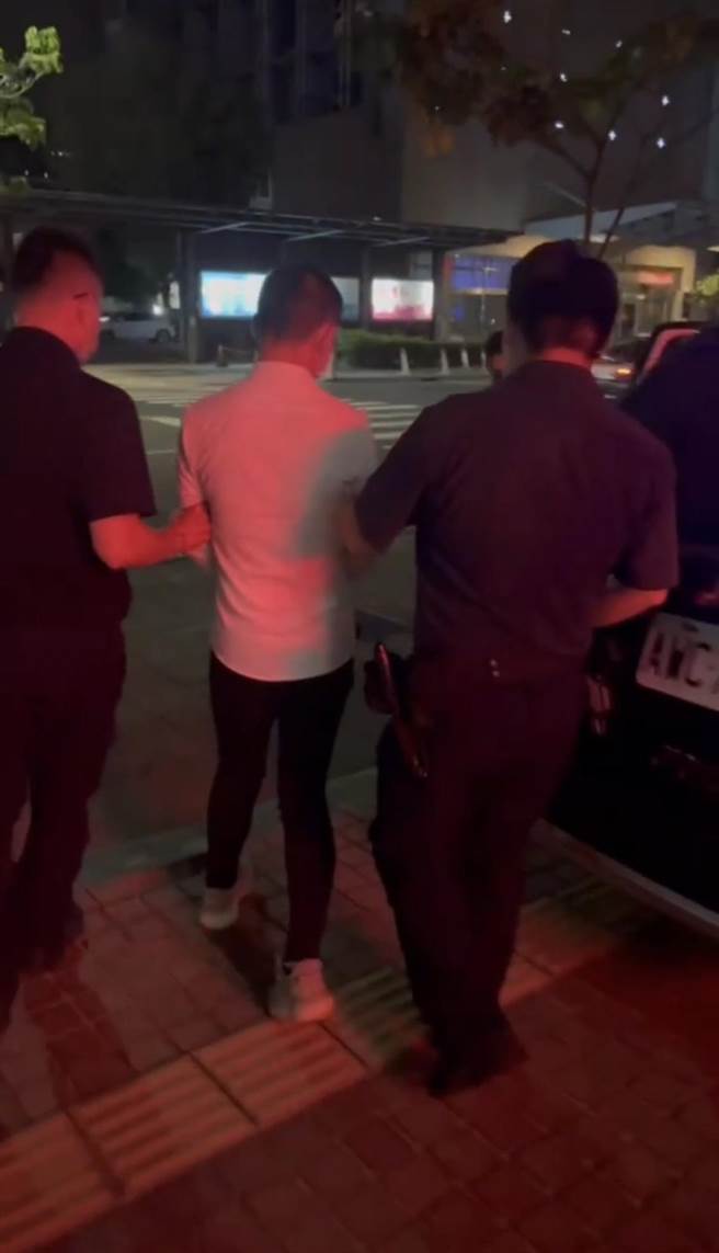 20岁李姓车手被送办。（翻摄照片／高雄洪靖宜传真）