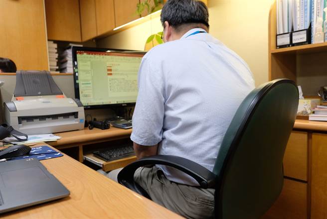 屏东基督教医院引进「微创雷射痔疮消融手术」，不但缩短修復时间、伤口还小很多，让民眾很快就能回到生活轨道、不耽误工作。（屏基提供／谢佳潾屏东传真）