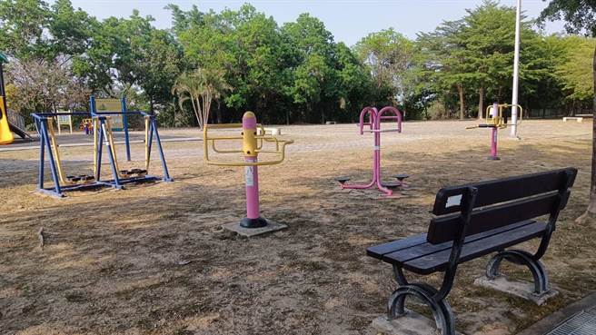 台南学甲区民和地方团体盼台南市政府将学甲掩埋场转型为休憩使用。（台南市政府提供／张毓翎台南传真）