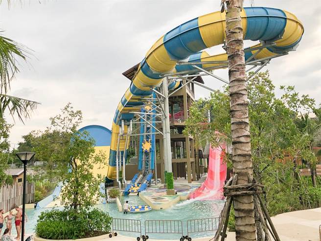 安達曼達水上樂園。（燦星旅遊提供）