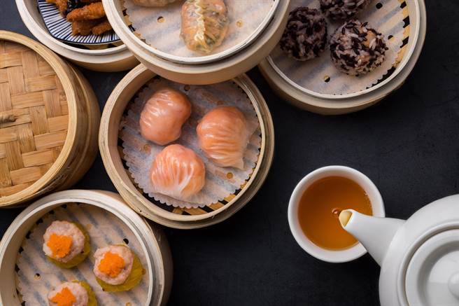 「华漾DIM SUM」主打精致港点，品牌第4家分店插旗「忠泰乐生活」，4月29日开幕。(华泰大饭店集团提供)
