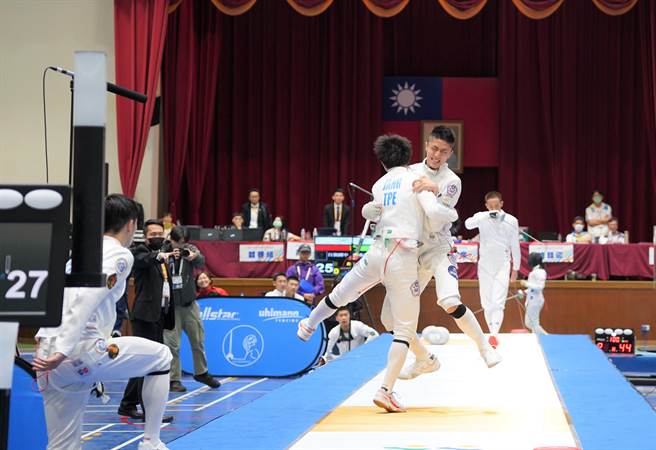 今年3月刚赢得亚洲青少年击剑银牌的中正高中李让，也是全中运比赛亮点。（民眾提供／邱立雅竹县传真）