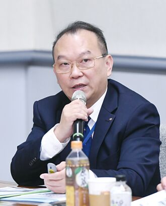 天明製藥股份有限公司董事總經理 王伯綸 解決資訊不對稱 中醫藥發光