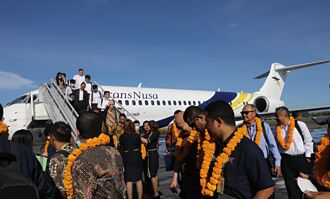海外首航 陸製ARJ21在印尼投入運營