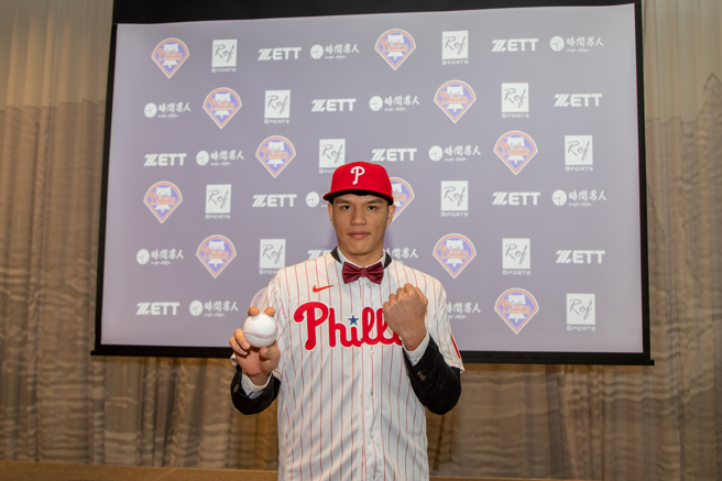 潘文辉今年以合约总值42万美元加盟费城人。（帕菲克国际运动行销提供）