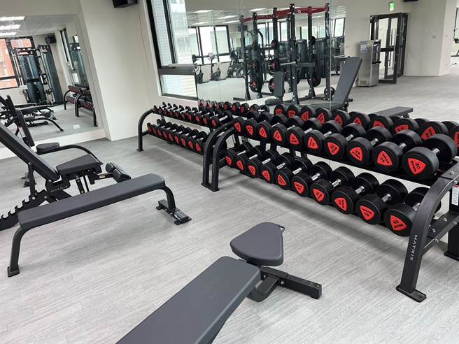 佳和公园Waypoint FITNESS中和馆4月29日起试营运5天免费使用健身房。（新北市体育处提供）