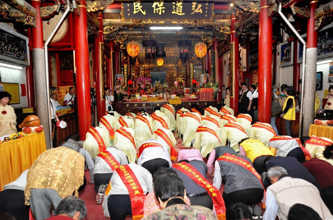 「学甲上白礁」由慈济宫内的祭典启始。（学甲慈济宫提供）