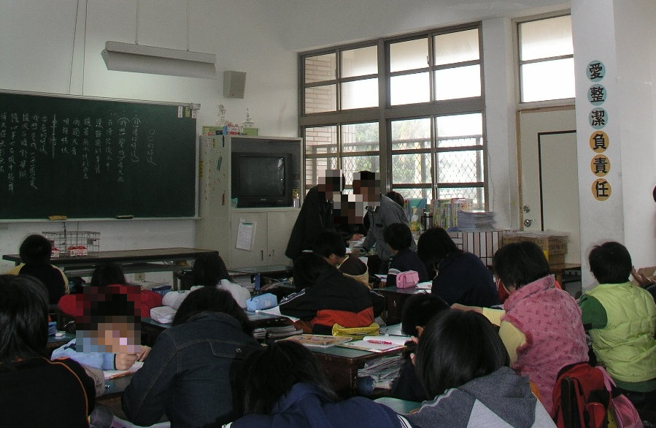 龟山某国小社会考卷跟补习班雷同，有10班约250生要重考，图片为示意图。(本报资料照片)