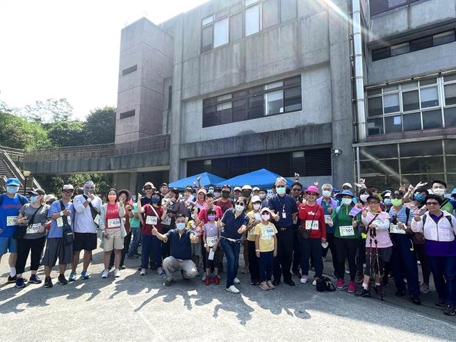 ▲徒步组集合准备出发。（基隆市政府提供／徐佑升基隆传真）