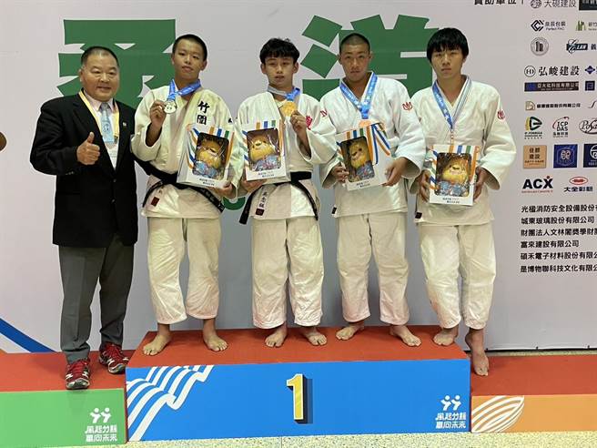 苗栗县苑里镇致民国中参加今年全中运成绩亮眼。（致民国中提供／谢明俊苗栗传真）