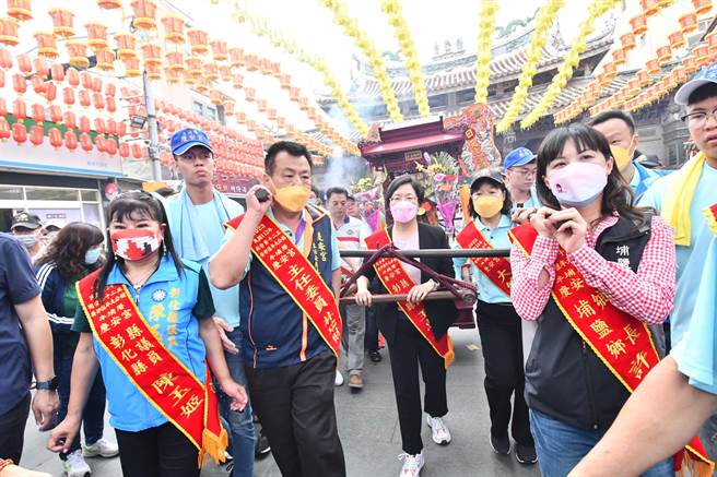 彰化县同安寮十二庄请妈祖遶境活动今天热闹展开。（彰县府提供／孙英哲彰化传真）