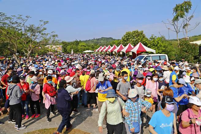 苗栗市公所29日举办桐花健走及小旅行。（苗栗市公所提供／谢明俊苗栗传真）
