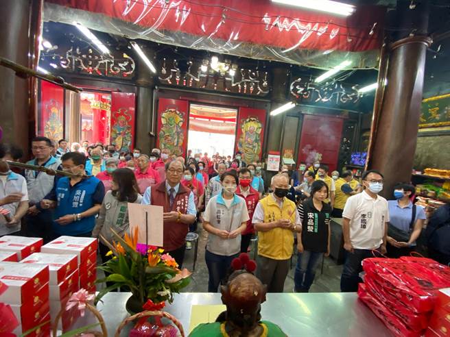 新竹市政府与东寧宫管委会29日举办「延平郡王郑成功362周年復台纪念庆典」。（陈育贤摄）