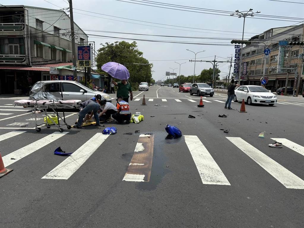 重機台1線疑闖紅燈 撞左轉轎車噴飛濺血當場無呼吸心跳 - 社會