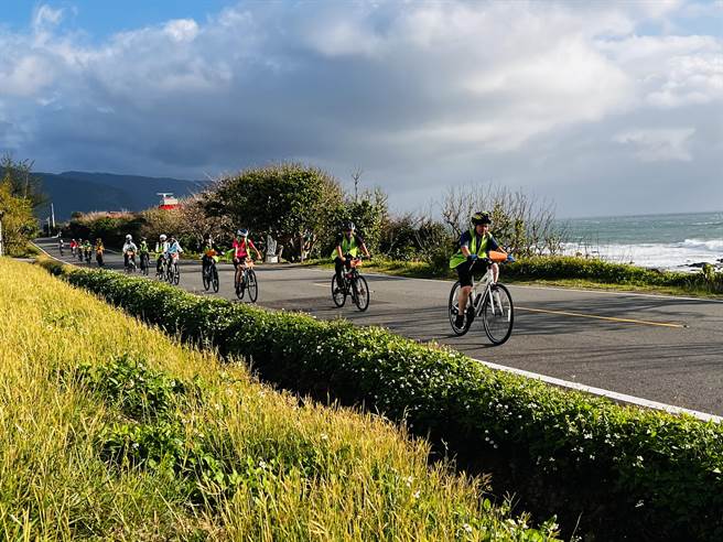 户外教育是否该纳入《国民教育法》中，引发讨论。（樟湖生态中小学校长陈清圳提供）