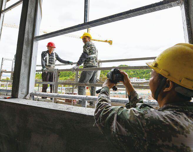 大陆国家统计局数据显示，农民工总数已逾2.9亿人。（新华社）