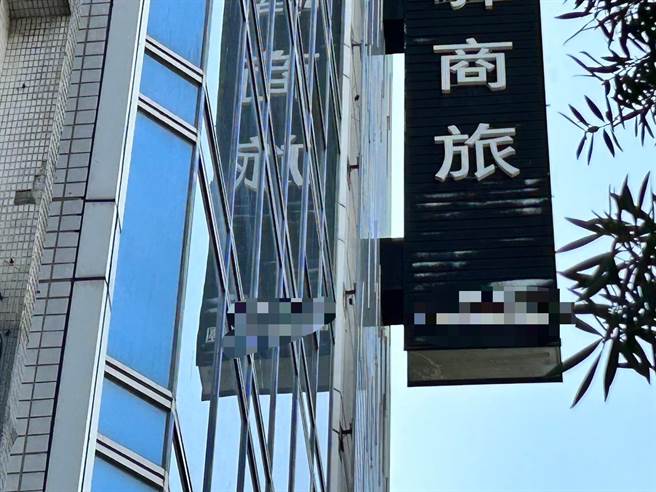 韓籍情侶檔女友遇害身亡，涉重嫌男友隔天將行李寄回韓國，令起疑有滅證之虞，目前將男友限制住居，行李也由男友哥哥帶回台，交由檢警調查釐清。（翻攝照片／崔正綱高雄傳真）