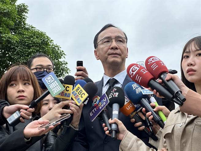 朱立伦强调，中华民国跟台湾一个是我们的国，一个是我们的家，是一体的。（李奇叡摄）