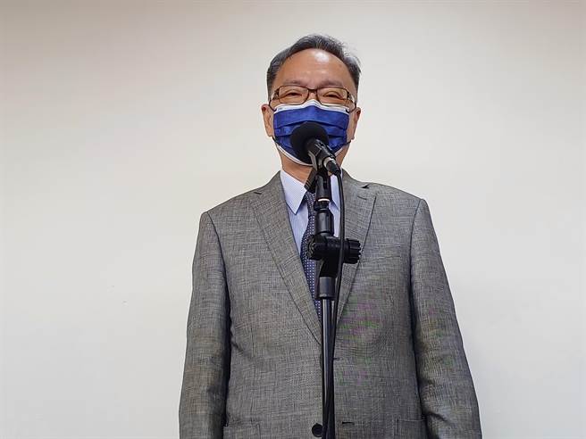 卫福部长薛瑞元今天表示，尚未收到世界卫生大会（WHA）邀请函，希望藉由友好国家的努力，让台湾有更多国际参与。（王家瑜摄）