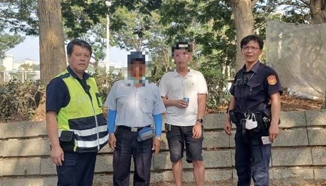 冈山弥陀警方顺利找到迷路的游客。（翻摄照片／林瑞益高雄传真）