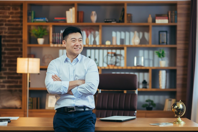 生肖属马、虎和龙的人天生有「老板命」，凭藉出眾的实力、极佳的人缘，就算不当老板也能闯出一片天。(示意图/达志影像)