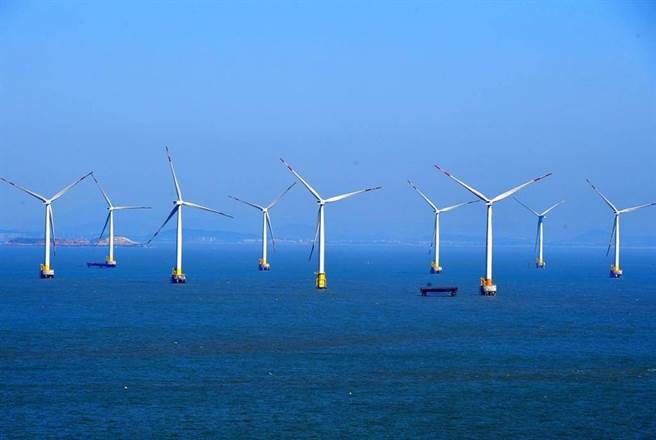 统计去年大陆海洋生产总值超过9兆人民币，其中海上风电发电量年增116.2％。（中新社）