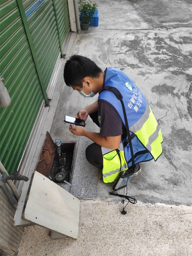 水管医生会出动专业检漏仪器，如多点相关及两点相关仪等进行探测。（自来水公司第5区管理处提供∕吕妍庭嘉义传真）