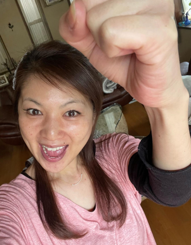 饭岛直子晒素顏自拍分享生病一事。（图／摘自饭岛直子IG）