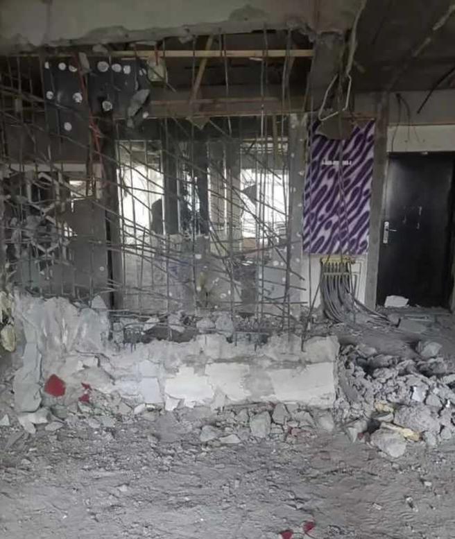 装修误拆承重墙，31楼高社区秒变危楼。（图／翻摄自微博）